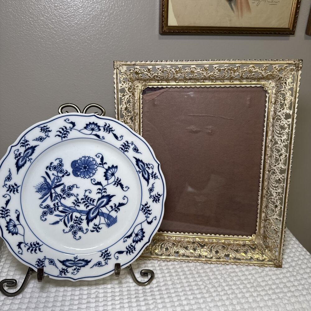 Gold Tone Filigree Metal Picture Frame 12x10 Holds 7x9 Glass Front Ornate Vtg